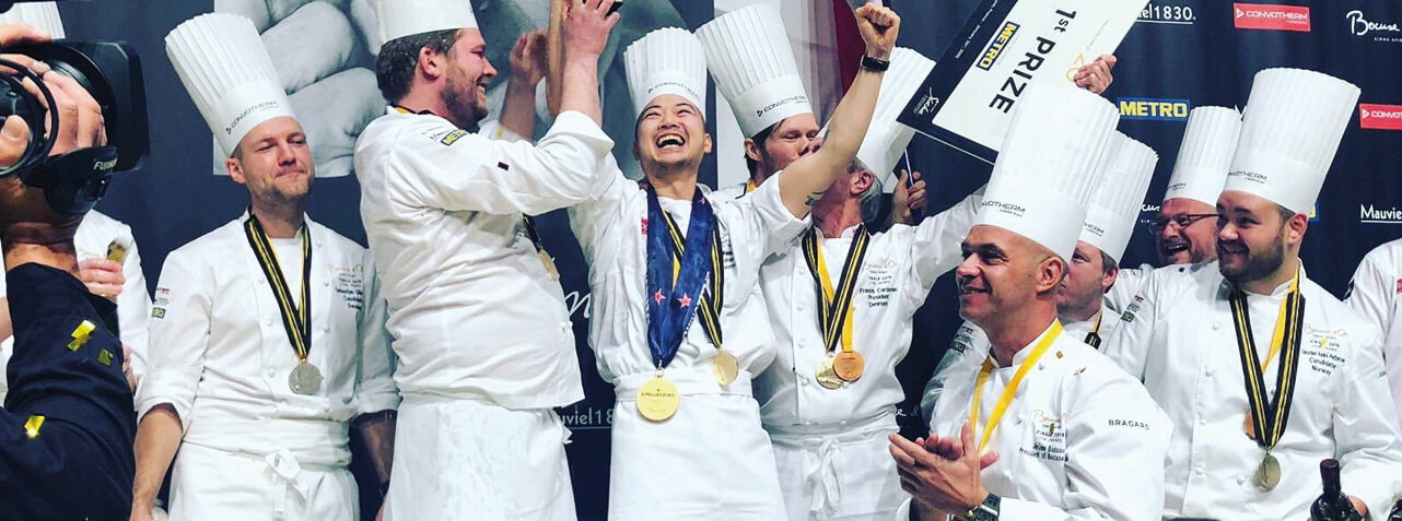 NEYRET tisse les tours de cou pour Le Bocuse d’Or