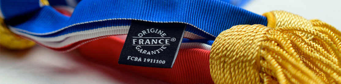 La première écharpe tricolore française Origine France Garantie, écologique & numérique