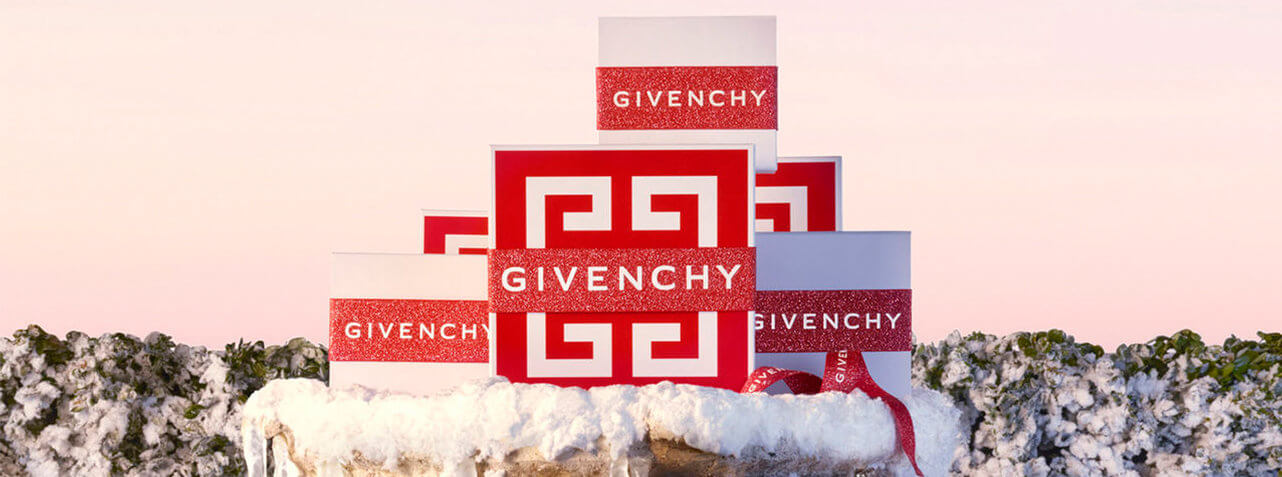 Givenchy : un ruban de Noël 2021 scintillant